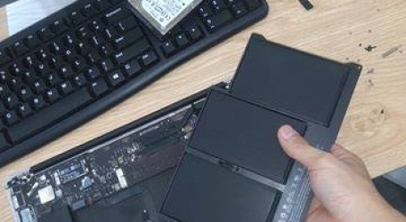 Fix and repair, Replacement parts Macbook: screen , battery , upgrade the RAM , processor , keyboard and other components 