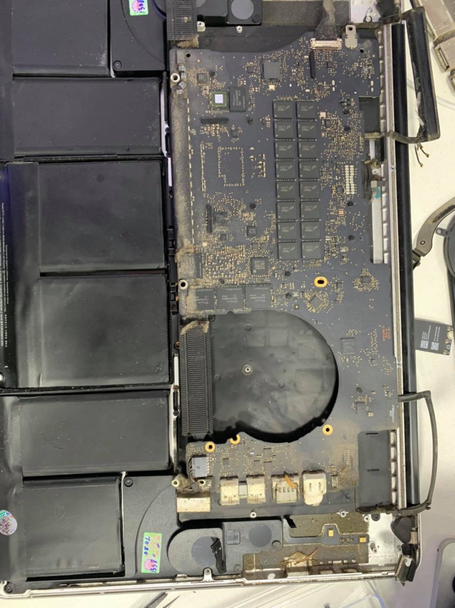 vệ sinh macbook đà nẵng