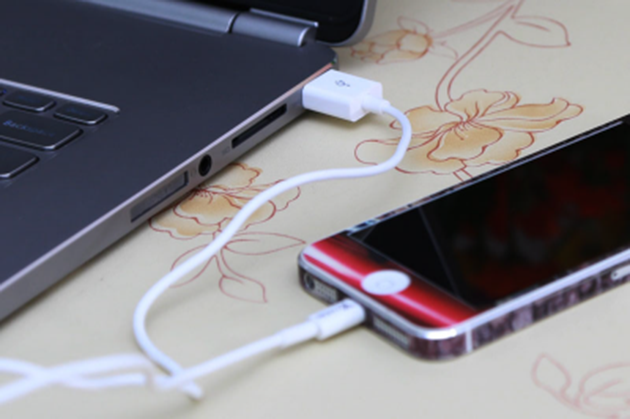 Sửa chữa Macbook tại đà nẵng, thay thế linh kiện, macbook imac, sửa màn hình, thay pin macbook, thay ổ cứng, chân xạc ..vv    Fix and repair, replace new hardware for macbook, iMac ( Screen , changer hardriver SSD, Battery, keybro